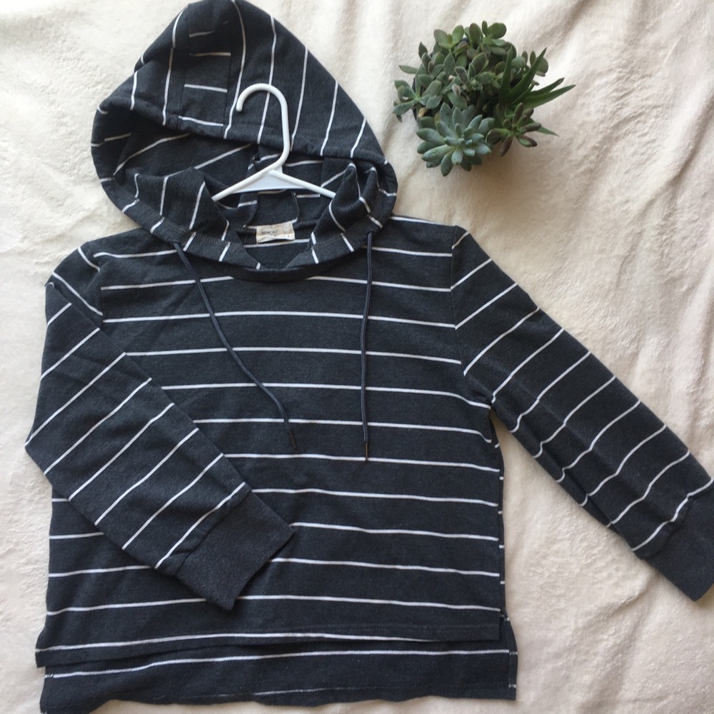Grey and white striped, cropped hoodie!